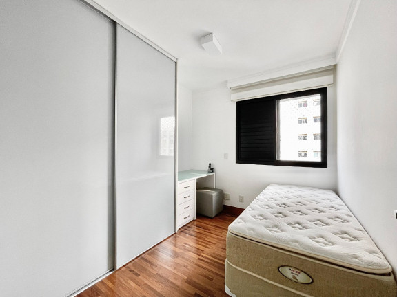 Imagem Apartamento com 2 Quartos à Venda, 61 m² em Aclimação - São Paulo