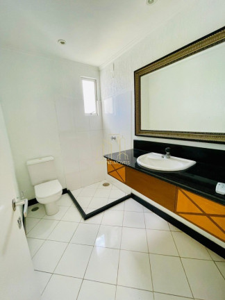 Imagem Imóvel com 4 Quartos à Venda, 200 m² em Pituba - Salvador Imagem Imóvel com 4 Quartos à Venda, 200 m² em Pituba - Salvador