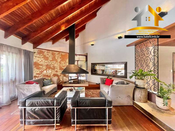 Imagem Casa com 5 Quartos à Venda, 850 m² em Granja Viana - Carapicuíba Imagem Casa com 5 Quartos à Venda, 850 m² em Granja Viana - Carapicuíba