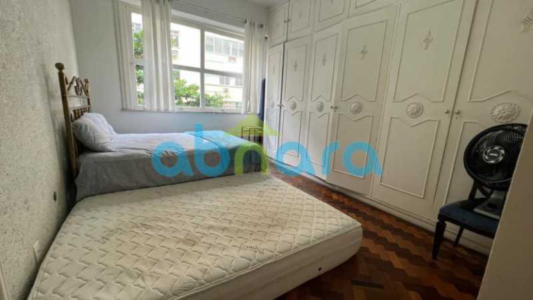 Imagem Apartamento com 4 Quartos à Venda, 240 m² em Copacabana - Rio De Janeiro