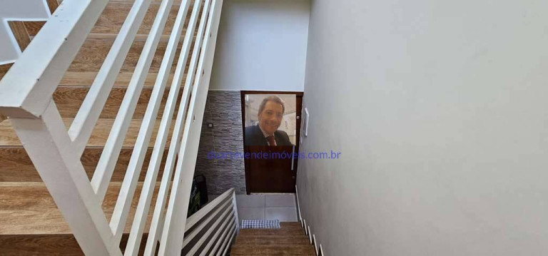 Imagem Casa com 3 Quartos à Venda, 358 m² em Chácara Vale Do Rio Cotia - Carapicuíba Imagem Casa com 3 Quartos à Venda, 358 m² em Chácara Vale Do Rio Cotia - Carapicuíba