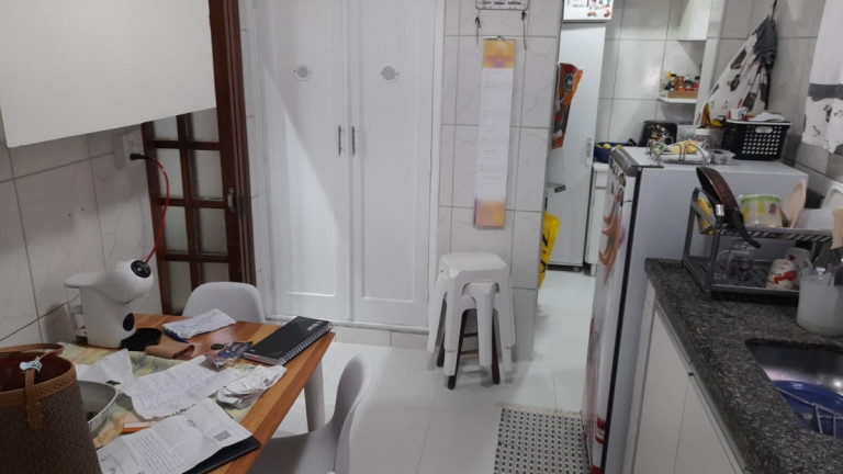 Imagem Casa com 2 Quartos à Venda, 60 m² em Vila Mathias - Santos Imagem Casa com 2 Quartos à Venda, 60 m² em Vila Mathias - Santos