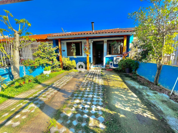 Imagem Casa com 2 Quartos à Venda, 41 m²
