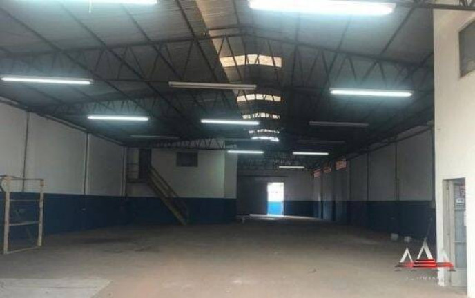Imagem Galpão à Venda, 934 m² em São Francisco - Cuiabá Imagem Galpão à Venda, 934 m² em São Francisco - Cuiabá
