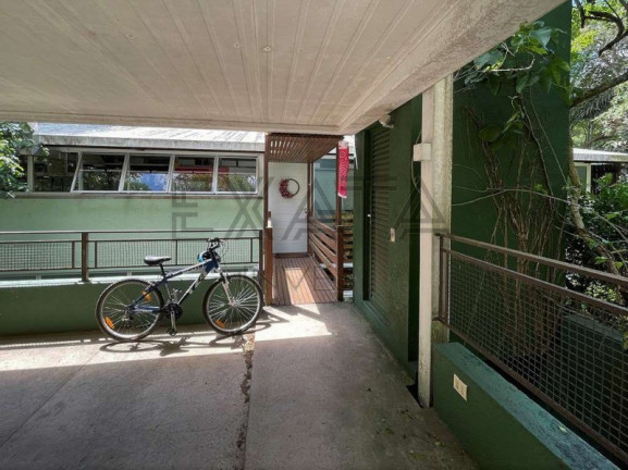Imagem Imóvel com 3 Quartos à Venda, 380 m² em Chácara Do Refúgio - Carapicuíba Imagem Imóvel com 3 Quartos à Venda, 380 m² em Chácara Do Refúgio - Carapicuíba