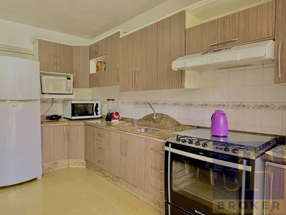 Imagem Casa com 3 Quartos para Temporada, 120 m² em Canasvieiras - Florianópolis Imagem Casa com 3 Quartos para Temporada, 120 m² em Canasvieiras - Florianópolis