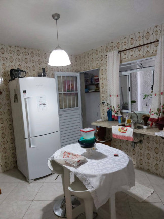 Imagem Casa com 2 Quartos à Venda,  em Vila Guacuri - São Paulo