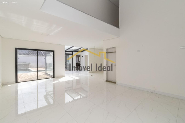 Imagem Casa com 4 Quartos à Venda, 339 m² em Santa Felicidade - Curitiba Imagem Casa com 4 Quartos à Venda, 339 m² em Santa Felicidade - Curitiba