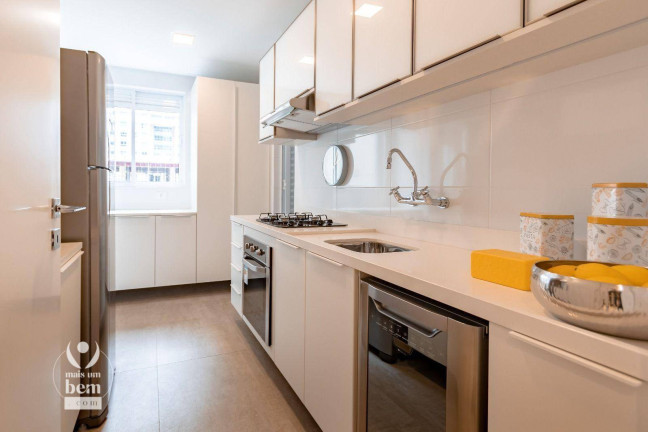 Imagem Apartamento com 3 Quartos à Venda, 117 m² em Batel - Curitiba Imagem Apartamento com 3 Quartos à Venda, 117 m² em Batel - Curitiba