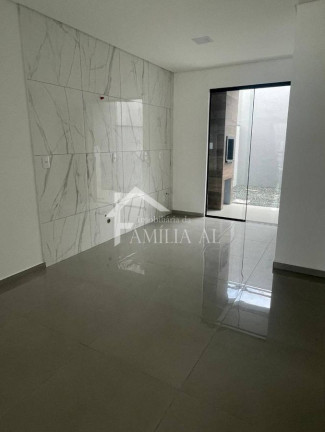 Imagem Casa com 3 Quartos à Venda,  em Aventureiro - Joinville