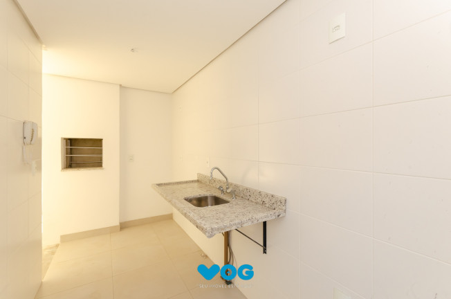 Imagem Imóvel com 2 Quartos à Venda, 70 m² em Jardim Do Salso - Porto Alegre
