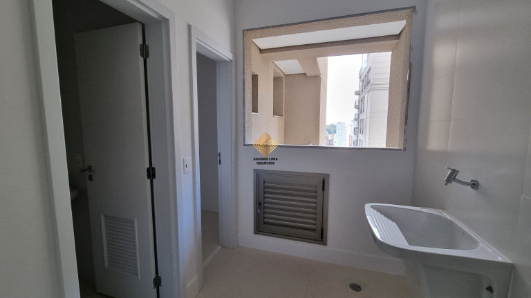 Imagem Apartamento com 4 Quartos à Venda, 211 m² em Real Parque - São Paulo