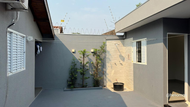 Imagem Casa com 3 Quartos à Venda, 200 m² em Parque Residencial Rita Vieira - Campo Grande Imagem Casa com 3 Quartos à Venda, 200 m² em Parque Residencial Rita Vieira - Campo Grande