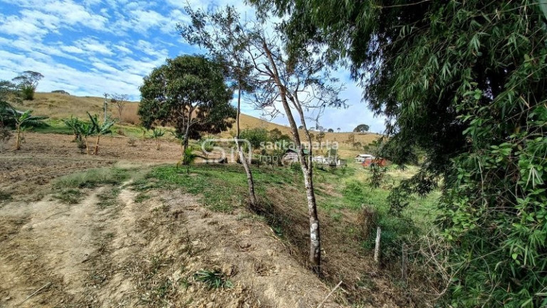 Imagem Imóvel com 1 Quarto à Venda, 1.573.000 m² em Três Barras - Cachoeira Paulista Imagem Imóvel com 1 Quarto à Venda, 1.573.000 m² em Três Barras - Cachoeira Paulista