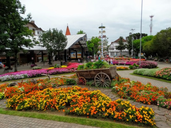 Imagem Terreno à Venda, 670 m² em Vila Germania - Nova Petrópolis Imagem Terreno à Venda, 670 m² em Vila Germania - Nova Petrópolis