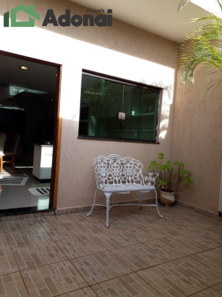 Imagem Casa com 3 Quartos à Venda, 150 m² em Vila Nova Esperia - Jundiaí Imagem Casa com 3 Quartos à Venda, 150 m² em Vila Nova Esperia - Jundiaí