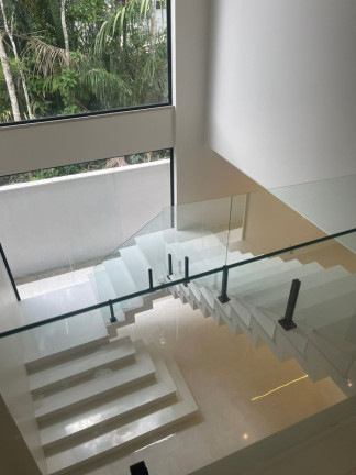 Imagem Casa com 4 Quartos à Venda, 560 m² em Ponta Negra - Manaus Imagem Casa com 4 Quartos à Venda, 560 m² em Ponta Negra - Manaus