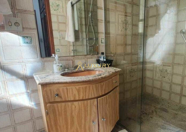 Imagem Imóvel com 4 Quartos à Venda, 150 m² em Lourdes - Belo Horizonte Imagem Imóvel com 4 Quartos à Venda, 150 m² em Lourdes - Belo Horizonte