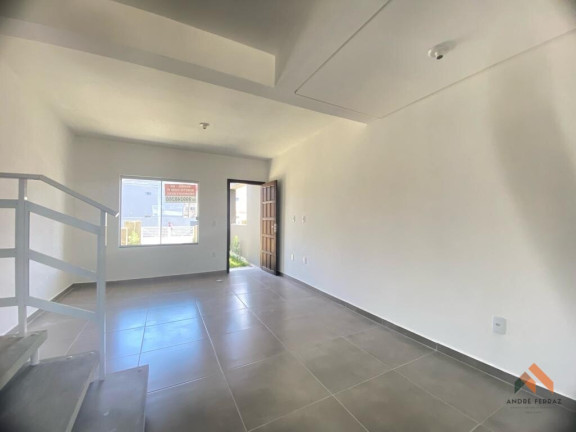 Imagem Casa com 2 Quartos à Venda, 92 m²