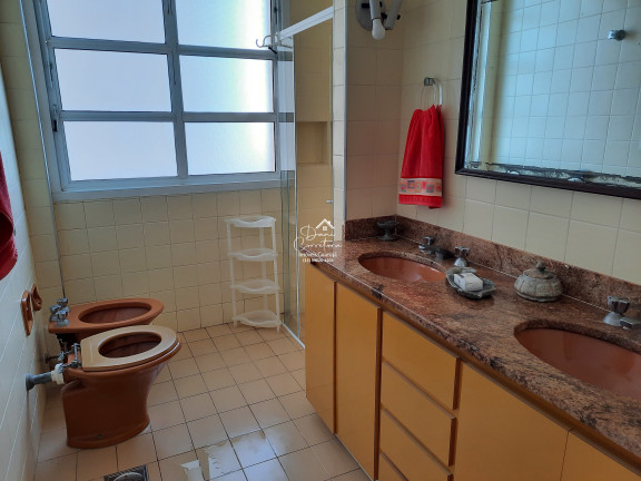 Imagem Apartamento com 3 Quartos à Venda, 130 m² em Pitangueiras - Guarujá