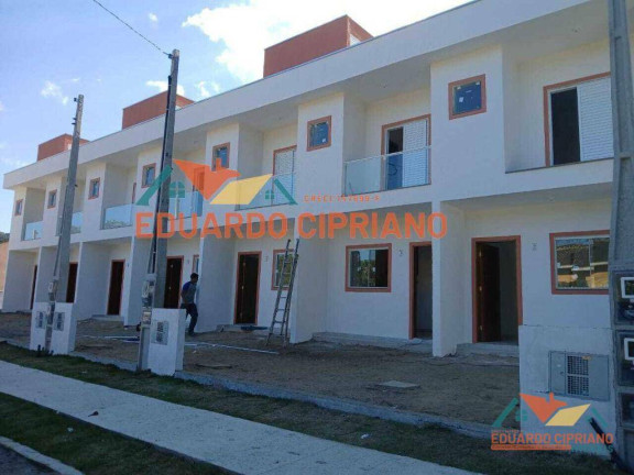 Casa com 2 Quartos à Venda, 74 m² em Massaguaçu - Caraguatatuba