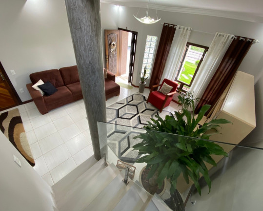 Imagem Casa com 3 Quartos à Venda, 238 m² em Vila Nova - Joinville