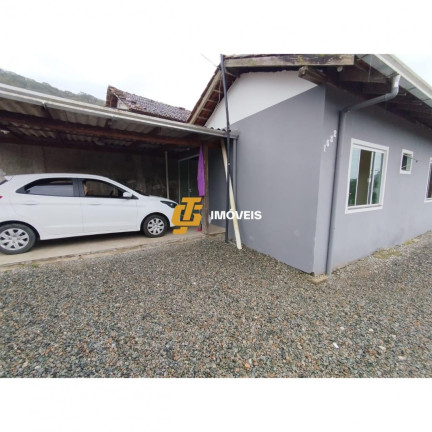 Imagem Casa com 2 Quartos à Venda, 180 m² em Rio Pequeno - Camboriú Imagem Casa com 2 Quartos à Venda, 180 m² em Rio Pequeno - Camboriú