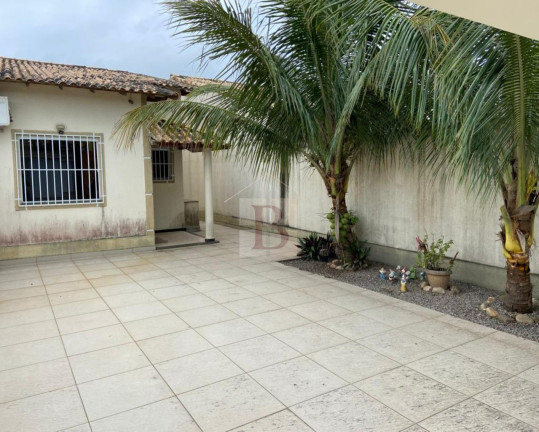 Imagem Casa com 2 Quartos à Venda, 240 m² em Itaipuaçu - Niterói