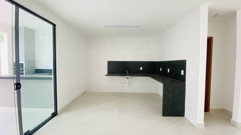 Imagem Casa com 3 Quartos à Venda, em Santa Mônica - Feira De Santana Imagem Casa com 3 Quartos à Venda, em Santa Mônica - Feira De Santana