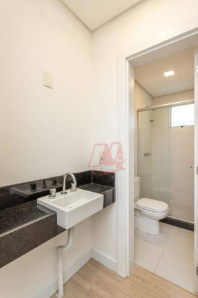 Imagem Studio com 1 Quarto para Alugar, 37 m² em Centro - Porto Alegre Imagem Studio com 1 Quarto para Alugar, 37 m² em Centro - Porto Alegre