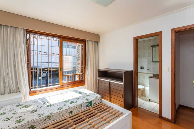 Imagem Imóvel com 2 Quartos à Venda, em Passo Da Areia - Porto Alegre Imagem Imóvel com 2 Quartos à Venda, em Passo Da Areia - Porto Alegre
