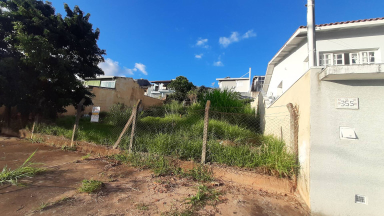 Imagem Terreno à Venda, 300 m² em Jardim Primavera - Bragança Paulista Imagem Terreno à Venda, 300 m² em Jardim Primavera - Bragança Paulista