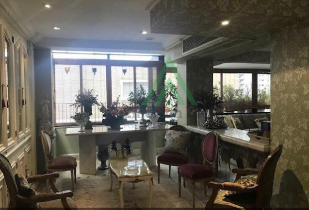 Imagem Sobrado com 4 Quartos à Venda, 770 m² em Pacaembu - São Paulo