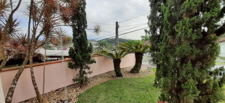 Imagem Sobrado com 4 Quartos à Venda, 269 m² em Santa Catarina - Joinville Imagem Sobrado com 4 Quartos à Venda, 269 m² em Santa Catarina - Joinville