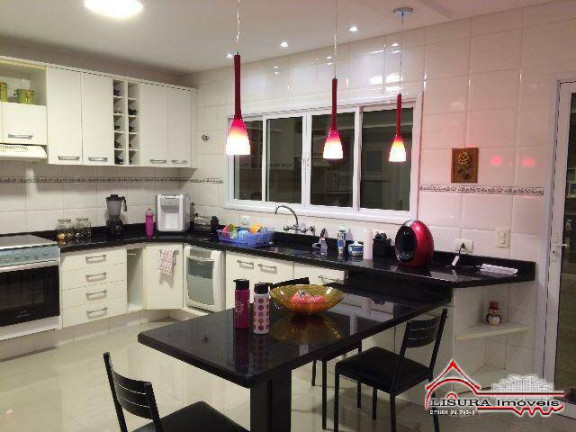 Imagem Casa de Condomínio com 3 Quartos à Venda, 287 m² em Loteamento Villa Branca - Jacareí