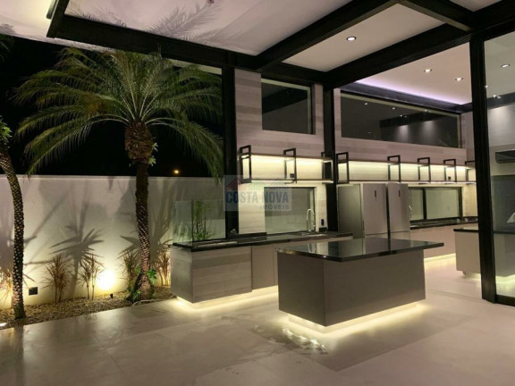 Imagem Casa com 6 Quartos à Venda, 650 m² Imagem Casa com 6 Quartos à Venda, 650 m²