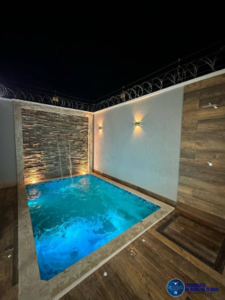 Imagem Casa com 3 Quartos à Venda, 270 m² em Setor Três Marias - Goiânia Imagem Casa com 3 Quartos à Venda, 270 m² em Setor Três Marias - Goiânia