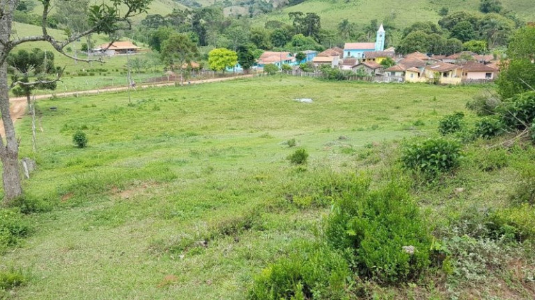Imagem Imóvel com 2 Quartos à Venda, 100 m² em Pinhalzinho - Gonçalves Imagem Imóvel com 2 Quartos à Venda, 100 m² em Pinhalzinho - Gonçalves