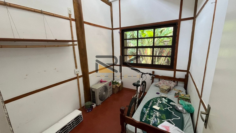 Imagem Casa com 3 Quartos à Venda, 180 m² em Barra Da Lagoa - Ubatuba