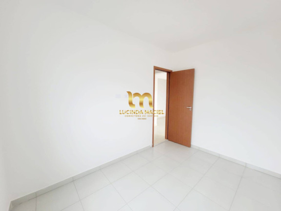Imagem Apartamento com 1 Quarto à Venda, 44 m² em Maracanã - Praia Grande Imagem Apartamento com 1 Quarto à Venda, 44 m² em Maracanã - Praia Grande