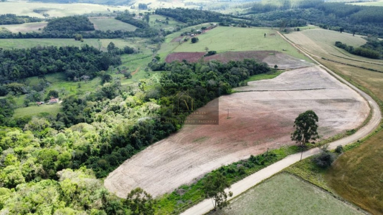 Imagem Chácara com 3 Quartos à Venda, 164 m² em Corredeira - Tomazina