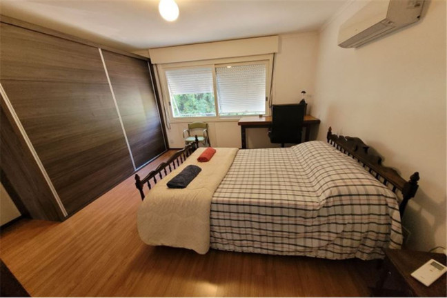 Imagem Imóvel com 3 Quartos à Venda, em Moinhos De Vento - Porto Alegre Imagem Imóvel com 3 Quartos à Venda, em Moinhos De Vento - Porto Alegre