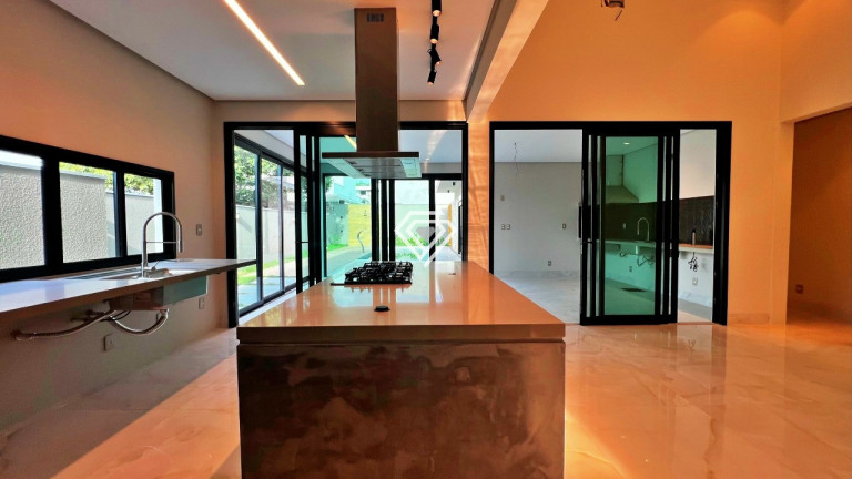 Imagem Casa de Condomínio com 3 Quartos à Venda, 240 m² em Loteamento Caribe - Palmas Imagem Casa de Condomínio com 3 Quartos à Venda, 240 m² em Loteamento Caribe - Palmas