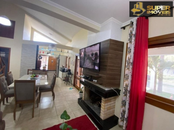 Imagem Casa com 3 Quartos à Venda, 450 m² em Laranjal - Pelotas Imagem Casa com 3 Quartos à Venda, 450 m² em Laranjal - Pelotas