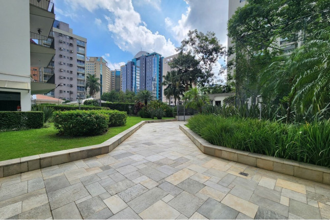 Imagem Apartamento com 3 Quartos à Venda, 165 m² em Moema - São Paulo
