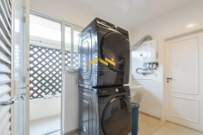 Imagem Apartamento com 4 Quartos à Venda, 246 m² em Pinheiros - São Paulo Imagem Apartamento com 4 Quartos à Venda, 246 m² em Pinheiros - São Paulo