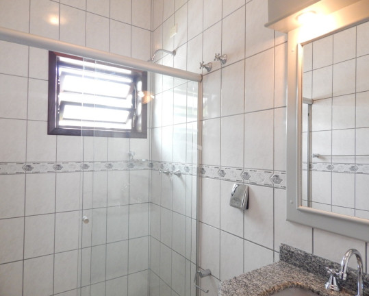 Imagem Casa com 4 Quartos à Venda, 206 m² em América - Joinville