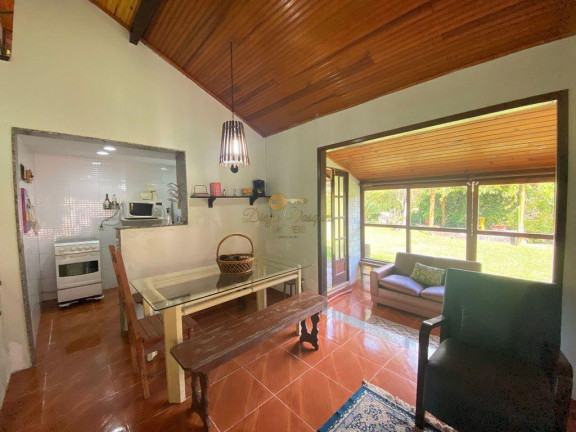 Imagem Casa com 5 Quartos à Venda, 1.814 m² em Albuquerque - Teresópolis Imagem Casa com 5 Quartos à Venda, 1.814 m² em Albuquerque - Teresópolis