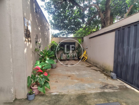 Imagem Casa com 3 Quartos à Venda, 250 m² em Conjunto Vila Isabel - Goiânia Imagem Casa com 3 Quartos à Venda, 250 m² em Conjunto Vila Isabel - Goiânia