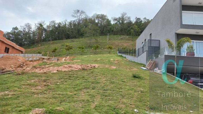 Imagem Terreno à Venda, 711 m² em Tamboré - Santana De Parnaíba Imagem Terreno à Venda, 711 m² em Tamboré - Santana De Parnaíba